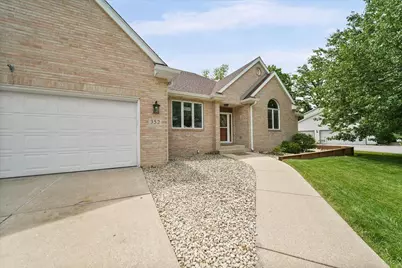 352 Tremont Lane, Valparaiso, IN 46385 - Photo 2