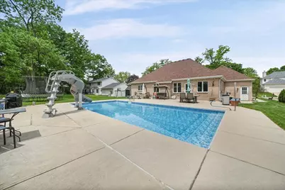 352 Tremont Lane, Valparaiso, IN 46385 - Photo 40