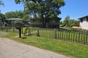 775 Riverlane Dr, Lake Station, IN 46405 - Photo 14