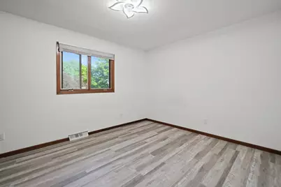 2504 Victoria Road, Schererville, IN 46375 - Photo 14