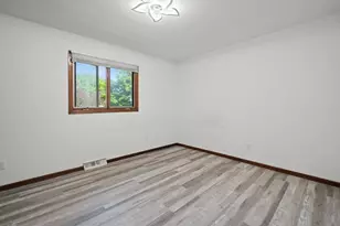 2504 Victoria Rd, Schererville, IN 46375 - Photo 14