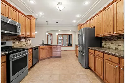 404 Amy Rose Lane, Valparaiso, IN 46383 - Photo 6