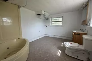 2271 Hamstrom Rd, Portage, IN 46368 - Photo 10