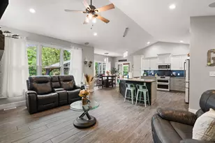 10186 Rustic Dr, Demotte, IN 46310 - Photo 8