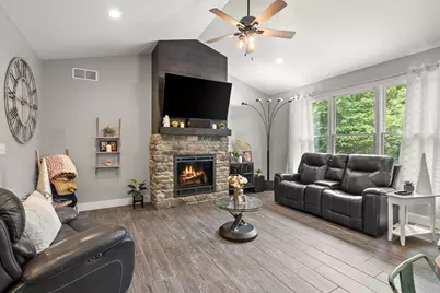 10186 Rustic Drive, Demotte, IN 46310 - Photo 6