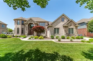 930 Stonebridge Dr, Schererville, IN 46375 - Photo 1