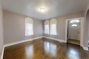 323 Garfield St, Gary, IN 46404 - Photo 6