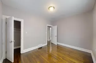 323 Garfield St, Gary, IN 46404 - Photo 8