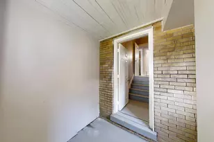 323 Garfield St, Gary, IN 46404 - Photo 14