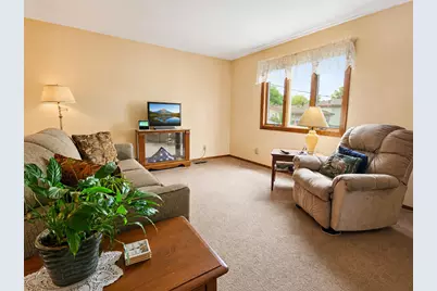 9502 Forrest Drive, Highland, IN 46322 - Photo 8