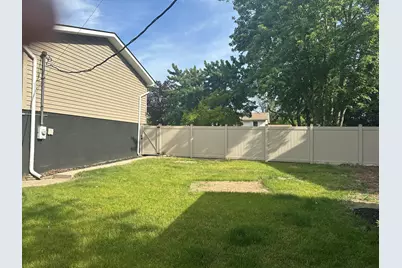 6605 Potomac Avenue, Portage, IN 46368 - Photo 12