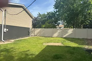 6605 Potomac Ave, Portage, IN 46368 - Photo 12