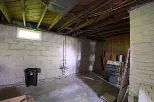 529 Jackson St, Michigan City, IN 46360 - Photo 18