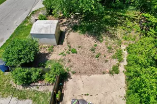 529 Jackson St, Michigan City, IN 46360 - Photo 8