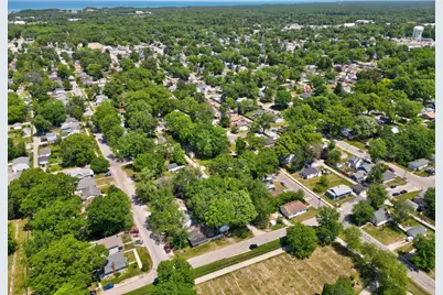 529 Jackson Street, Michigan City, IN 46360 - Photo 6
