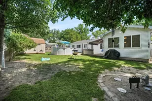 337 Southwood Dr, Michigan City, IN 46360 - Photo 16