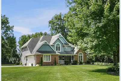 8835 S Lilac Street, Demotte, IN 46310 - Photo 1