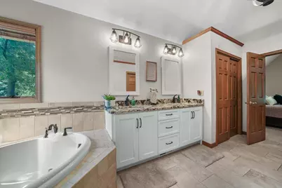 8835 S Lilac Street, Demotte, IN 46310 - Photo 16