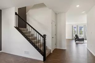 3830 Brander Dr, Valparaiso, IN 46385 - Photo 8