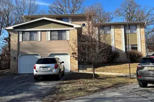 6218 Kathryn Ct, Portage, IN 46368 - Photo 1