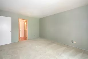 1904 Burgundy St, Schererville, IN 46375 - Photo 8