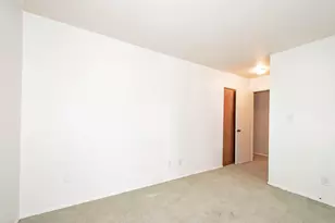 1904 Burgundy St, Schererville, IN 46375 - Photo 16