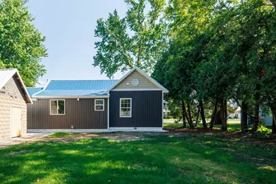 110 W Allen Street, Kentland, IN 47951 - Photo 6