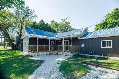 110 W Allen Street, Kentland, IN 47951 - Photo 2