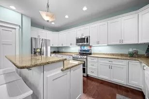 318 El Portal Dr, Michigan City, IN 46360 - Photo 16