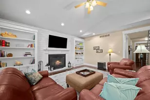 318 El Portal Dr, Michigan City, IN 46360 - Photo 10