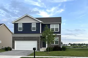 179 Aviana Ave, Hobart, IN 46342 - Photo 2