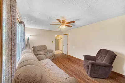 2101 Hollandale Drive, Valparaiso, IN 46383 - Photo 6