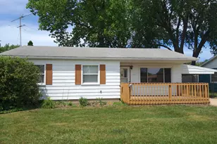 721 Indiana Ave, Michigan City, IN 46360 - Photo 2