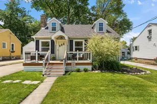 259 Wood St, Crown Point, IN 46307 - Photo 2