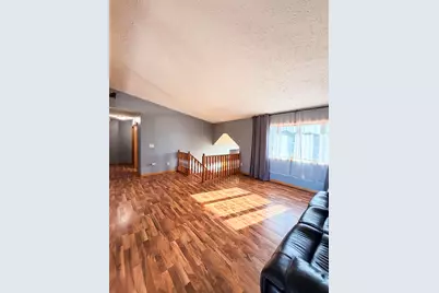 1115 Lakeside Drive, Hobart, IN 46342 - Photo 4