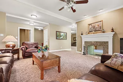 10195 Floyd, Crown Point, IN 46307 - Photo 6