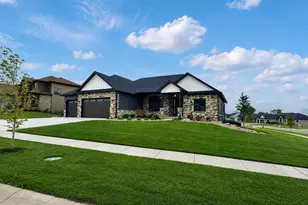 10148 Springlake Rd, Saint John, IN 46373 - Photo 2