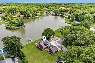 515 Lakeview Ct, Lowell, IN 46356 - Photo 10