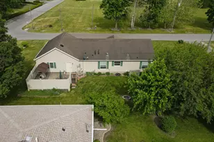 210 N 6th St, Kentland, IN 47951 - Photo 10