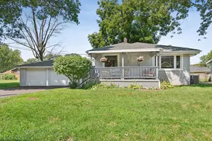 526 N Colfax St, Griffith, IN 46319 - Photo 1