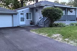 526 N Colfax St, Griffith, IN 46319 - Photo 1