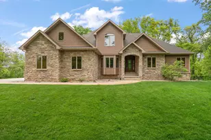 64 Nicholas Dr, Valparaiso, IN 46383 - Photo 2