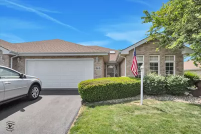 950 Easy Street #D, Crown Point, IN 46307 - Photo 2