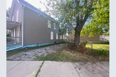 207 Chicago Street, Michigan City, IN 46360 - Photo 2