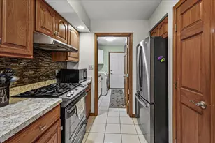2823 100th St, Highland, IN 46322 - Photo 12