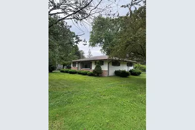 1905 Crockett Avenue, Valparaiso, IN 46383 - Photo 2