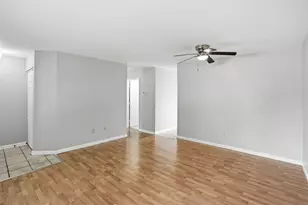 6089 Maryland St, Merrillville, IN 46410 - Photo 14
