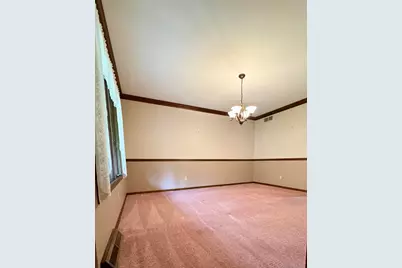 6834 Mercedes Lane, Demotte, IN 46310 - Photo 10