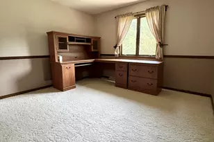 6834 Mercedes Ln, Demotte, IN 46310 - Photo 24