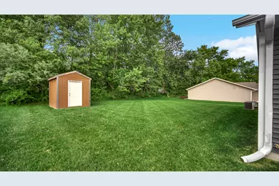 2908 Watertown Avenue, Lake Station, IN 46405 - Photo 24